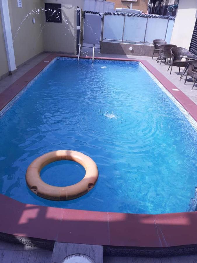 Alluring View Hotel - Toyin Sreet Ikeja Kültér fotó