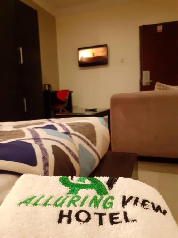 Alluring View Hotel - Toyin Sreet Ikeja Kültér fotó