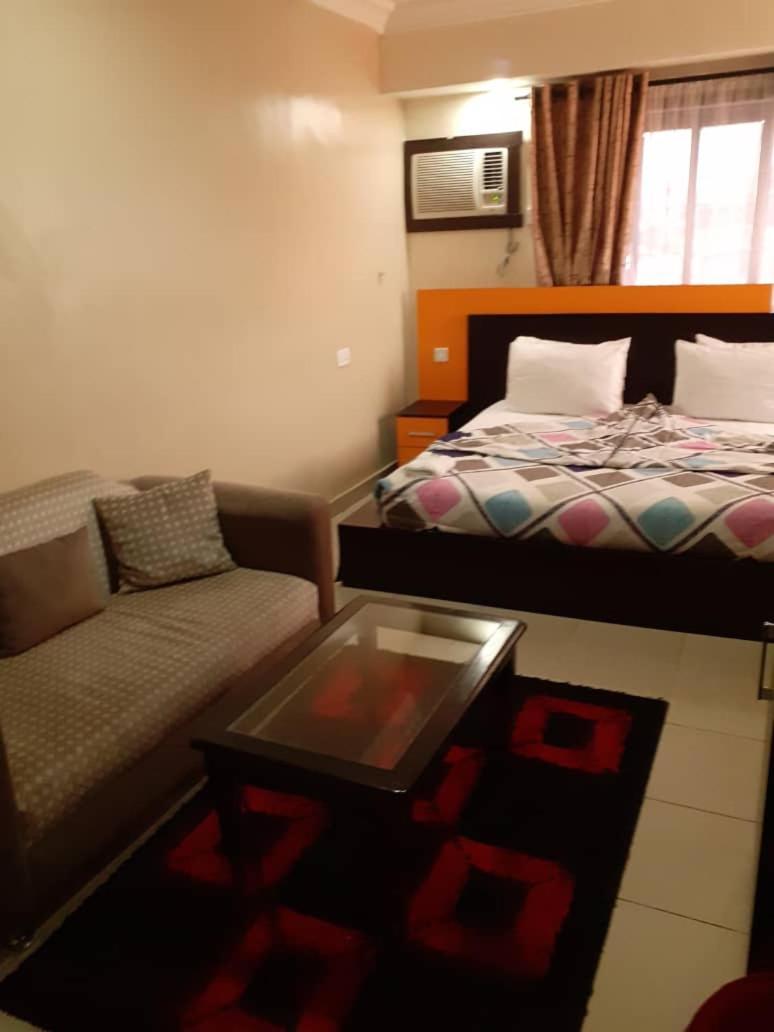 Alluring View Hotel - Toyin Sreet Ikeja Szoba fotó